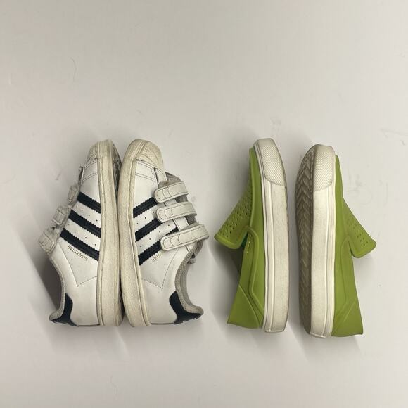 Lot of 2 Kids Shoes Adidas Superstar Sneakers 9K Crocs Green Slip On Toddler - Picture 2 of 7